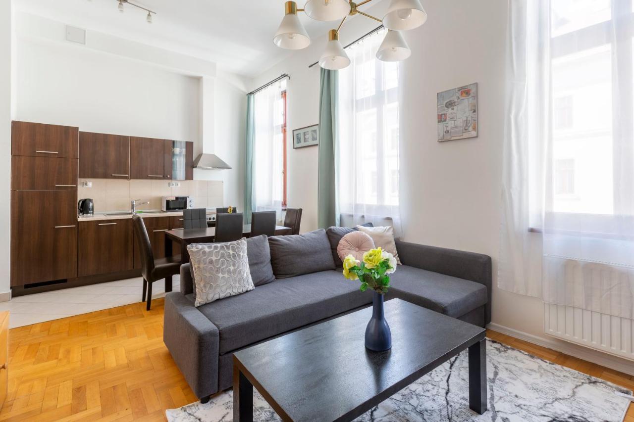 Central Gozsdu Aparment By Quentin Homes Будапеща Екстериор снимка