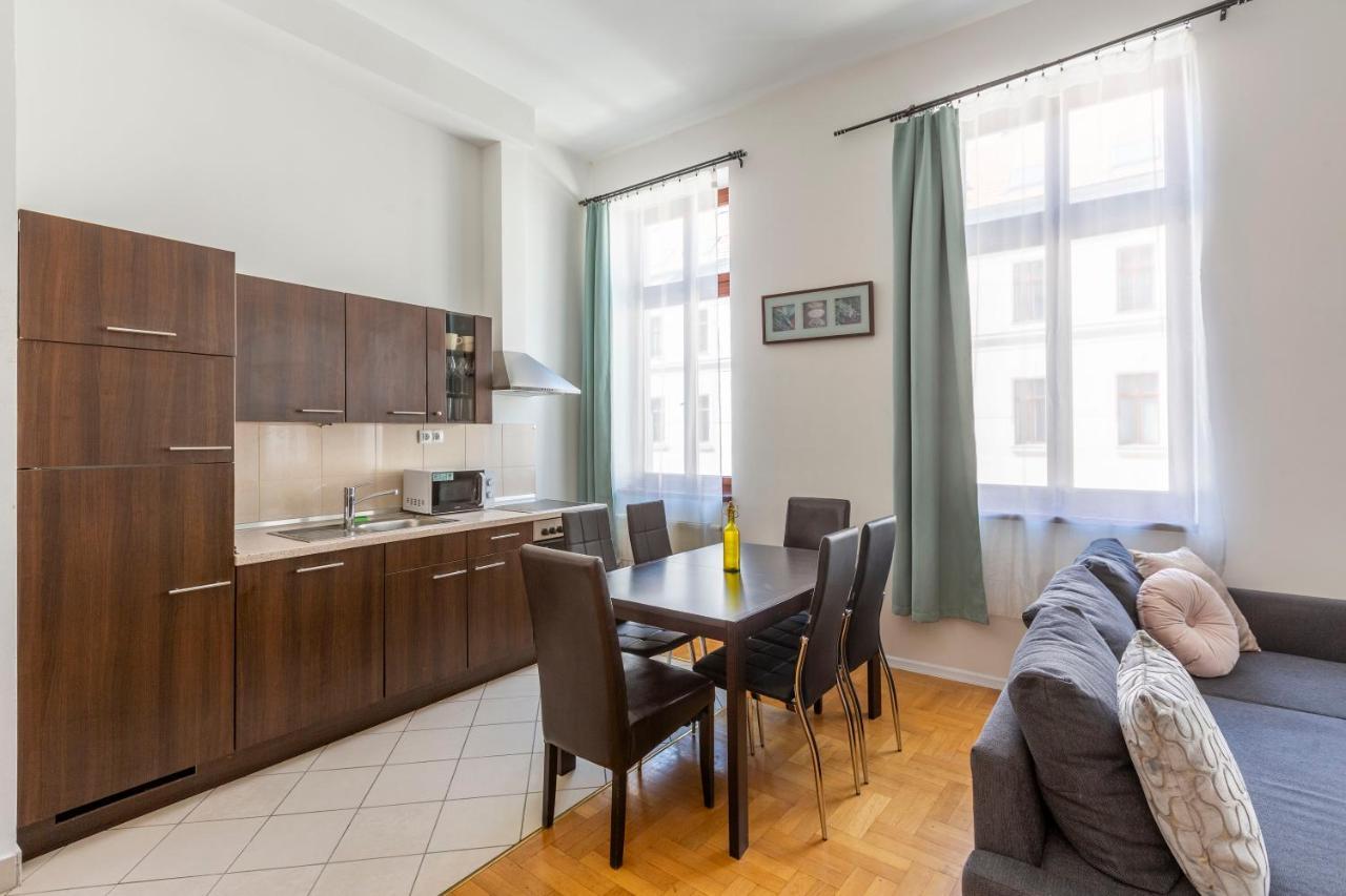 Central Gozsdu Aparment By Quentin Homes Будапеща Екстериор снимка